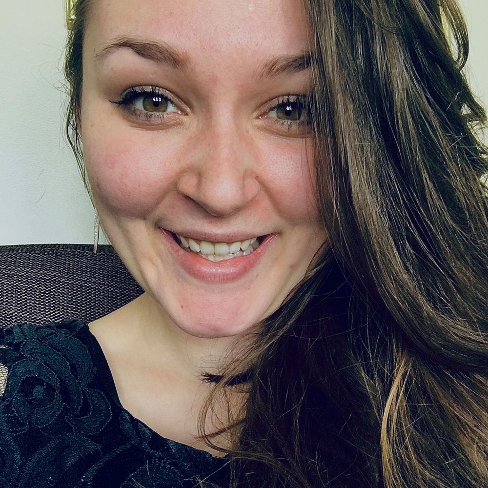 Meet your Posher, Julia